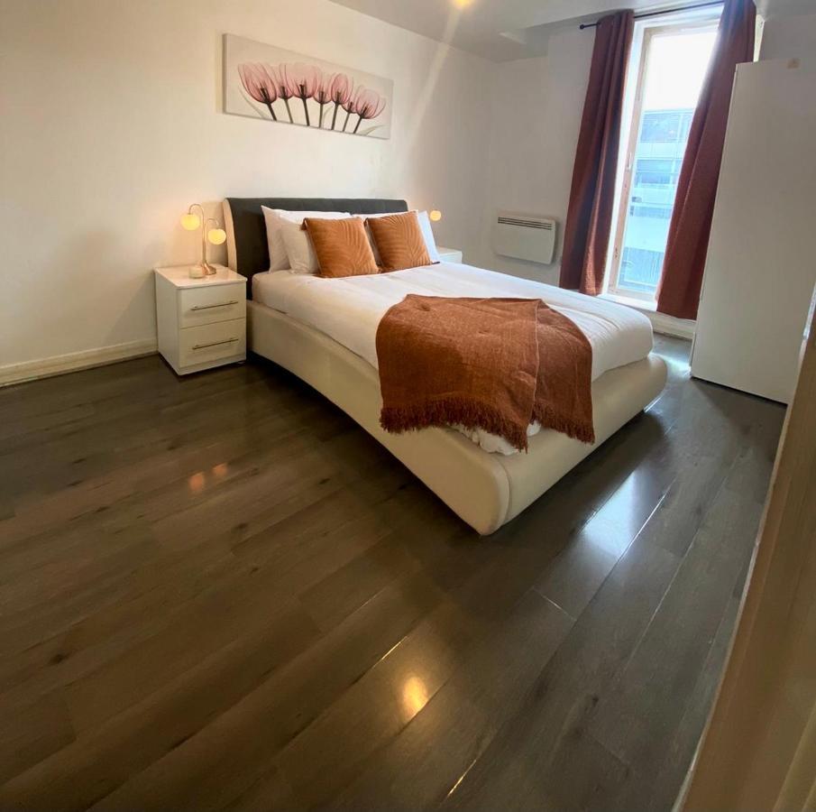 New Refurb Two Bedroom Apartment, Arcadian B'ham Apartment