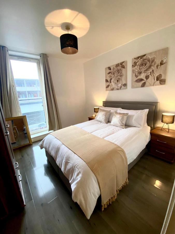 New Refurb Two Bedroom Apartment, Arcadian B'ham