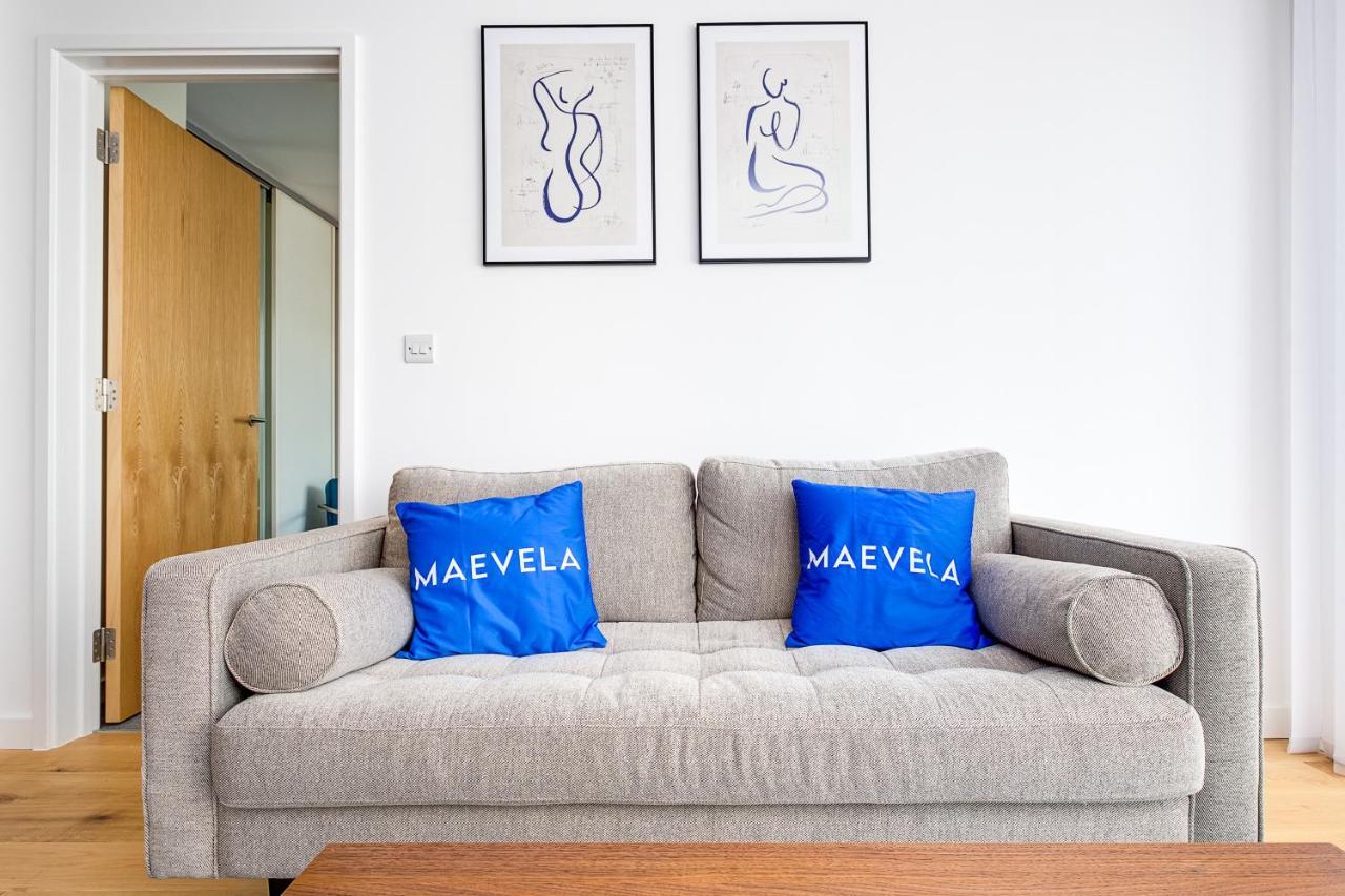 Apartment Maevela Apartments - New Build Luxury Apt With Juliet Balcony - 5 Min Walk From Bullring & Cube & Mailbox & New Street Station - Free Netflix & Wifi
