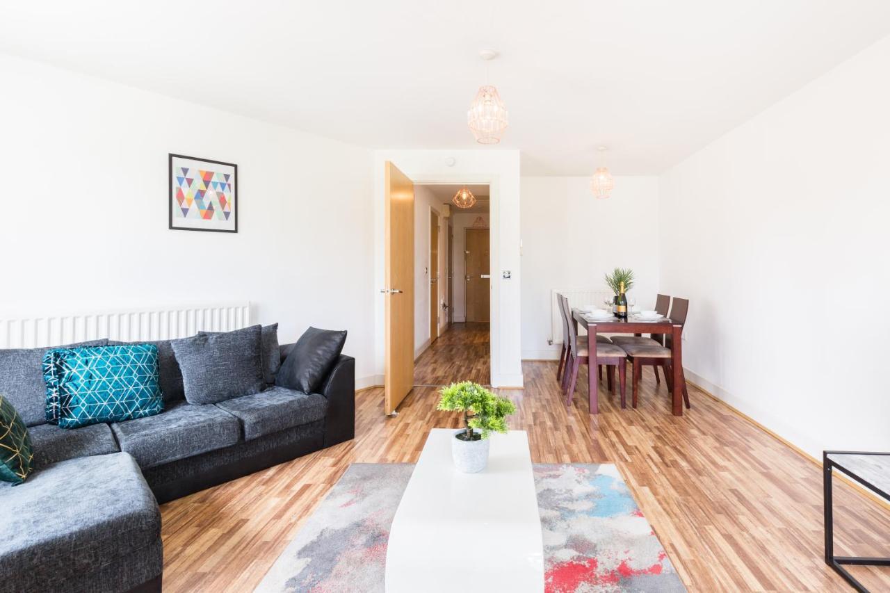 Haus Centre - Balcony - Parking - Smart Tv - Wifi Apartment *