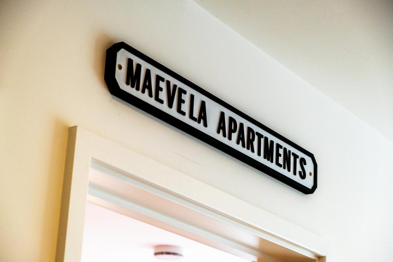 Maevela Apartments - Pink Luxury 1 Bed Apartment City Centre - 5 Min Walk From Bullring, Cube, Mailbox, New Street Station - Free Netflix & Wifi - No Parking Apartment