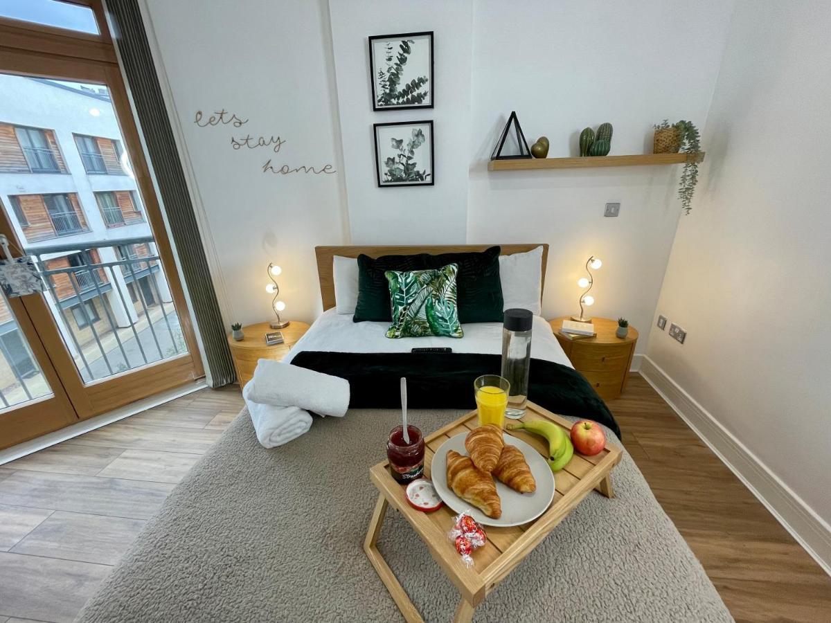 Apartment Cosy Hideaway - Views With Free Parking & Netflix *