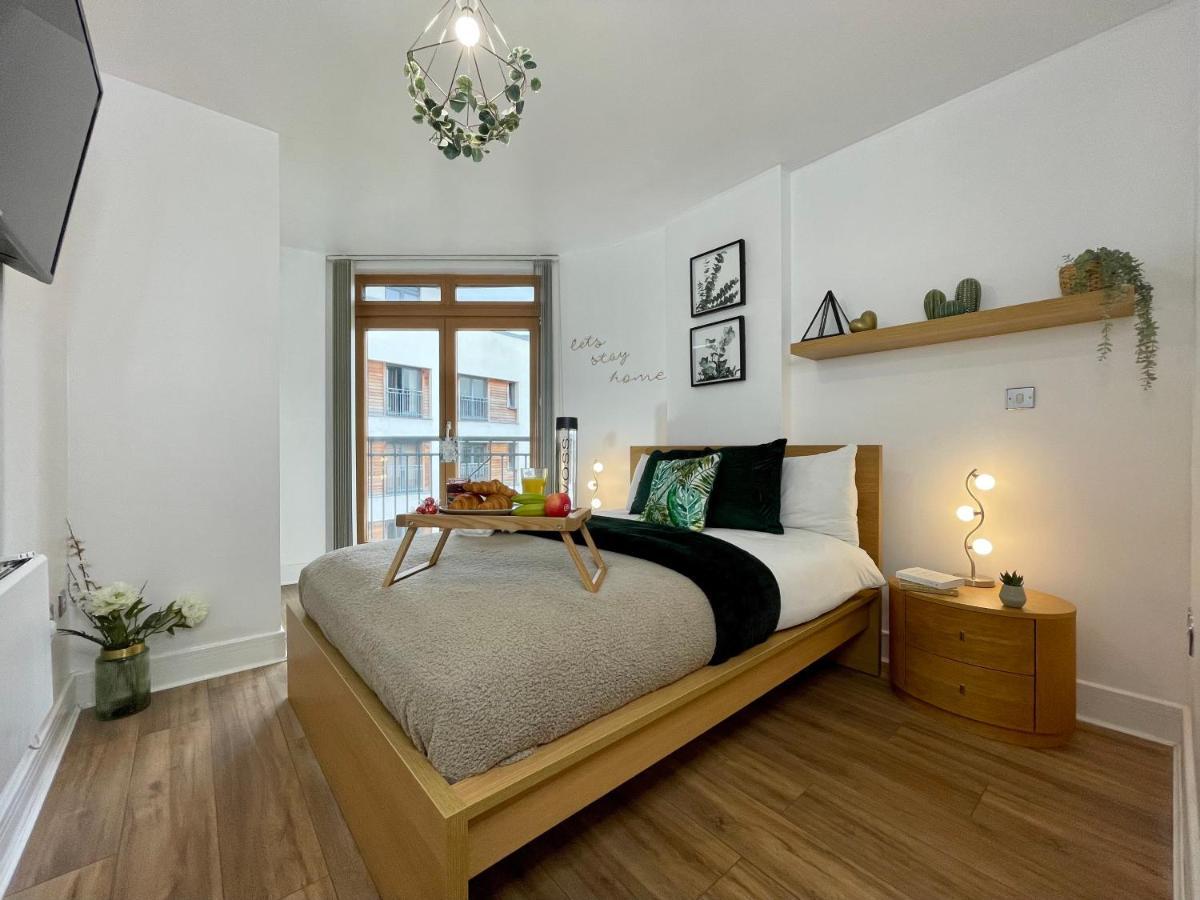 Apartment Cosy Hideaway - Views With Free Parking & Netflix *