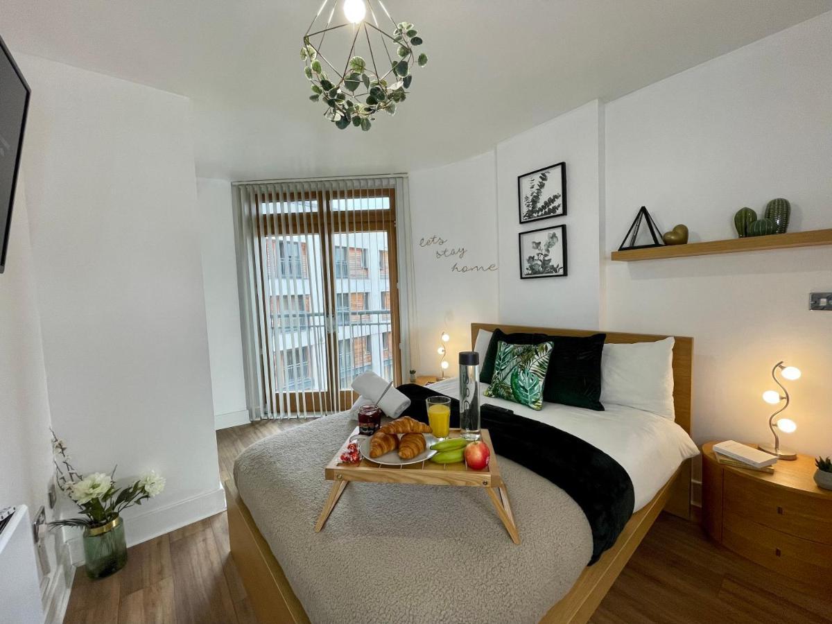 Apartment Cosy Hideaway - Views With Free Parking & Netflix *