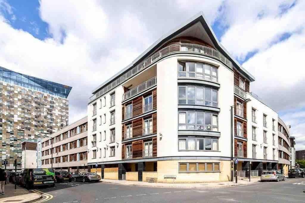 Apartment Location Location Location Centre *