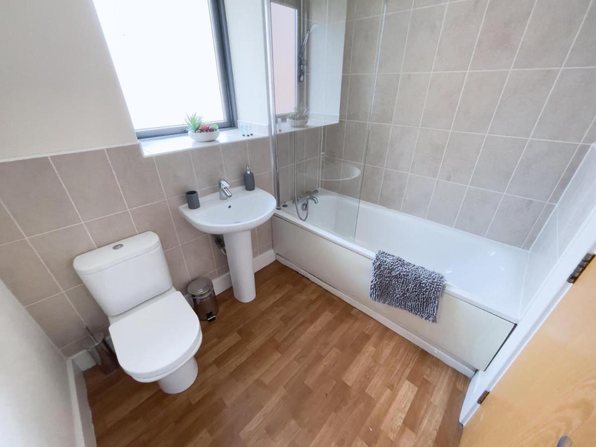 Moda - Bell Barn House Holiday home Birmingham