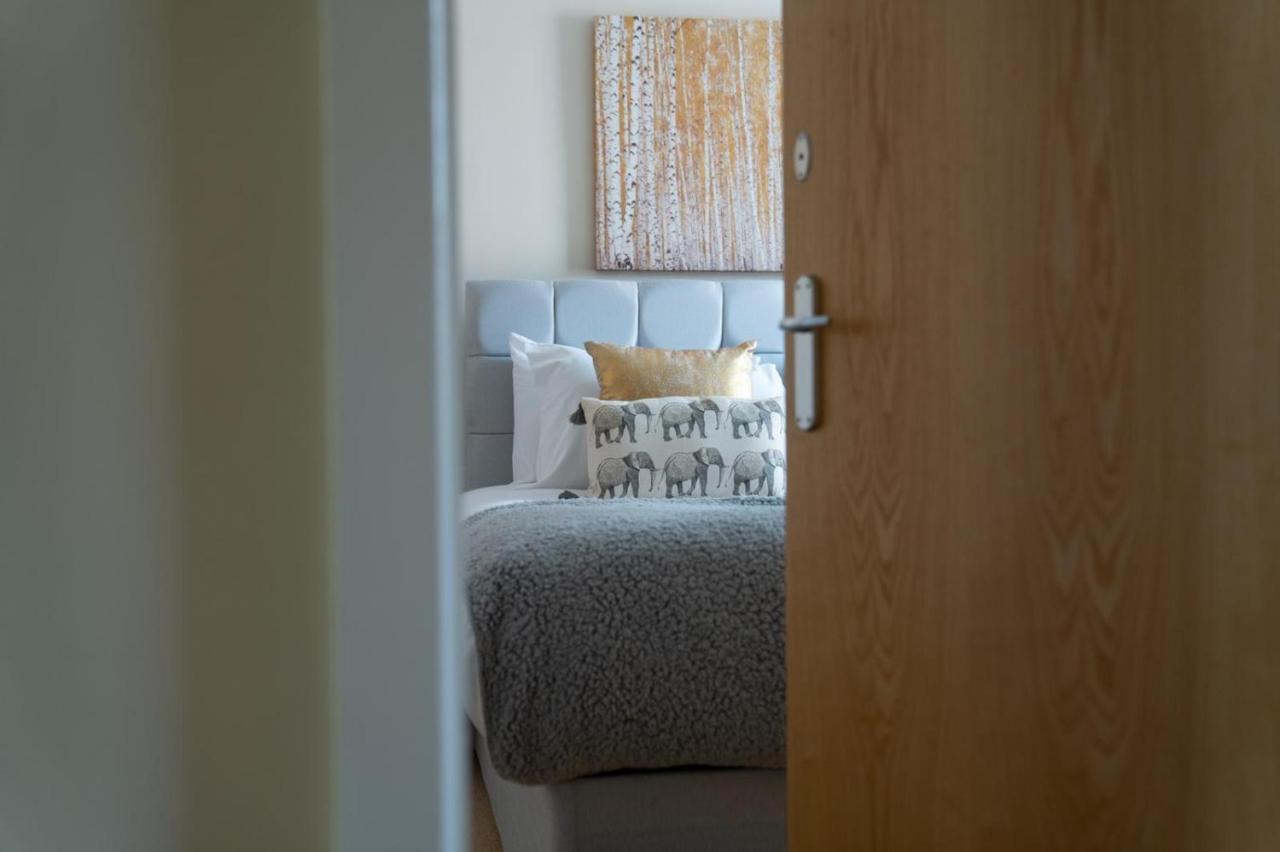 Moda - Bell Barn House * Birmingham