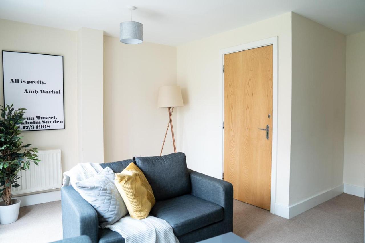 Moda - Bell Barn House Holiday home Birmingham