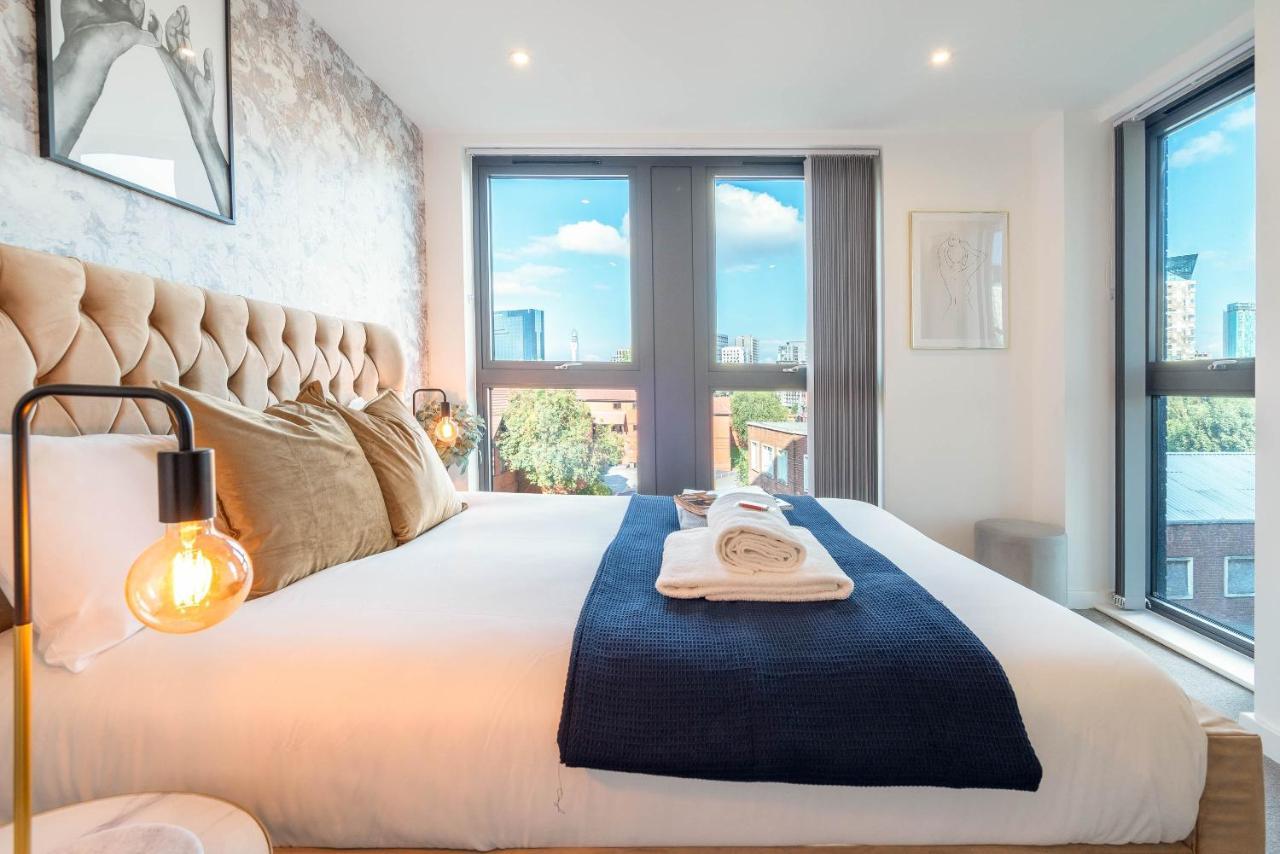 Caliber Stays & Homes - The Nemesis Suite- Two Bedroom Serviced - Centre Apartment
