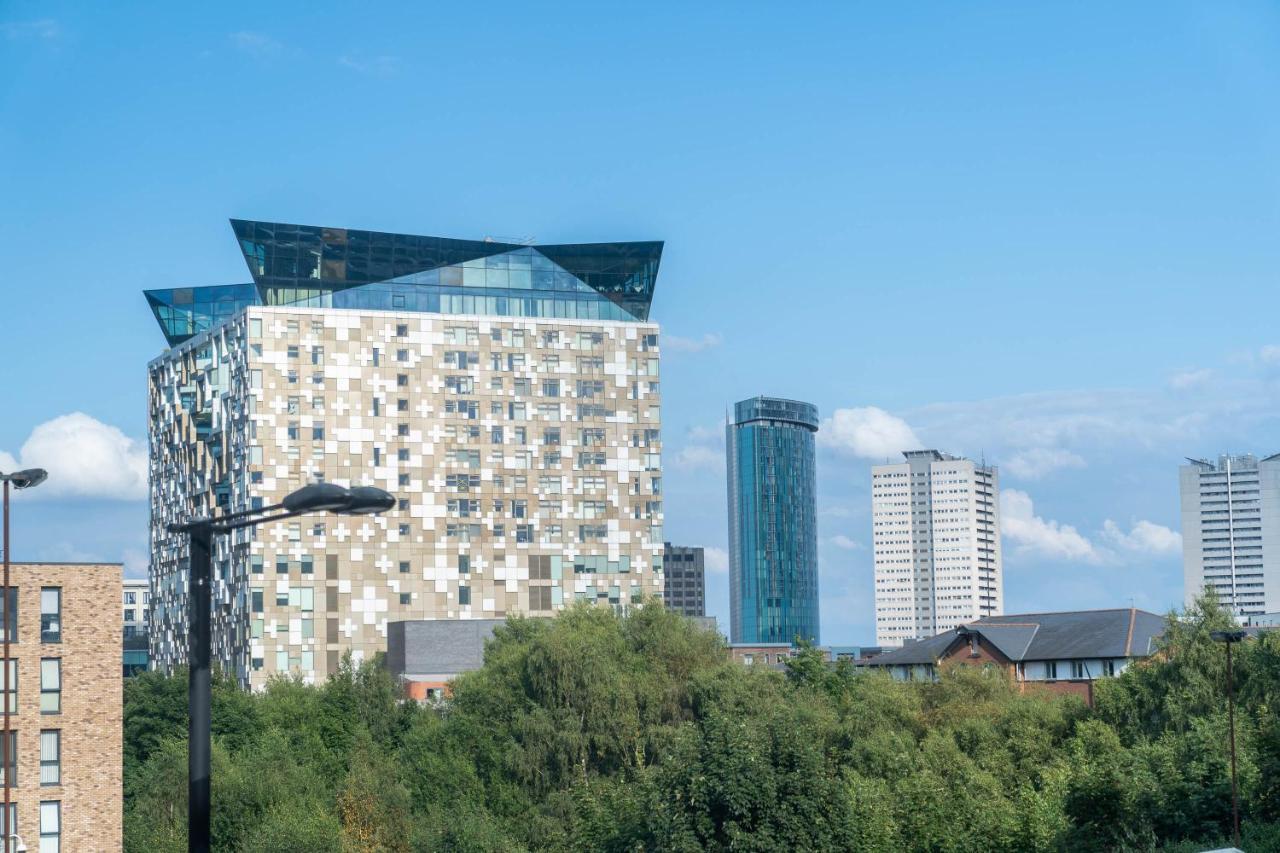 Caliber Stays & Homes - The Nemesis Suite- Two Bedroom Serviced - Centre Birmingham
