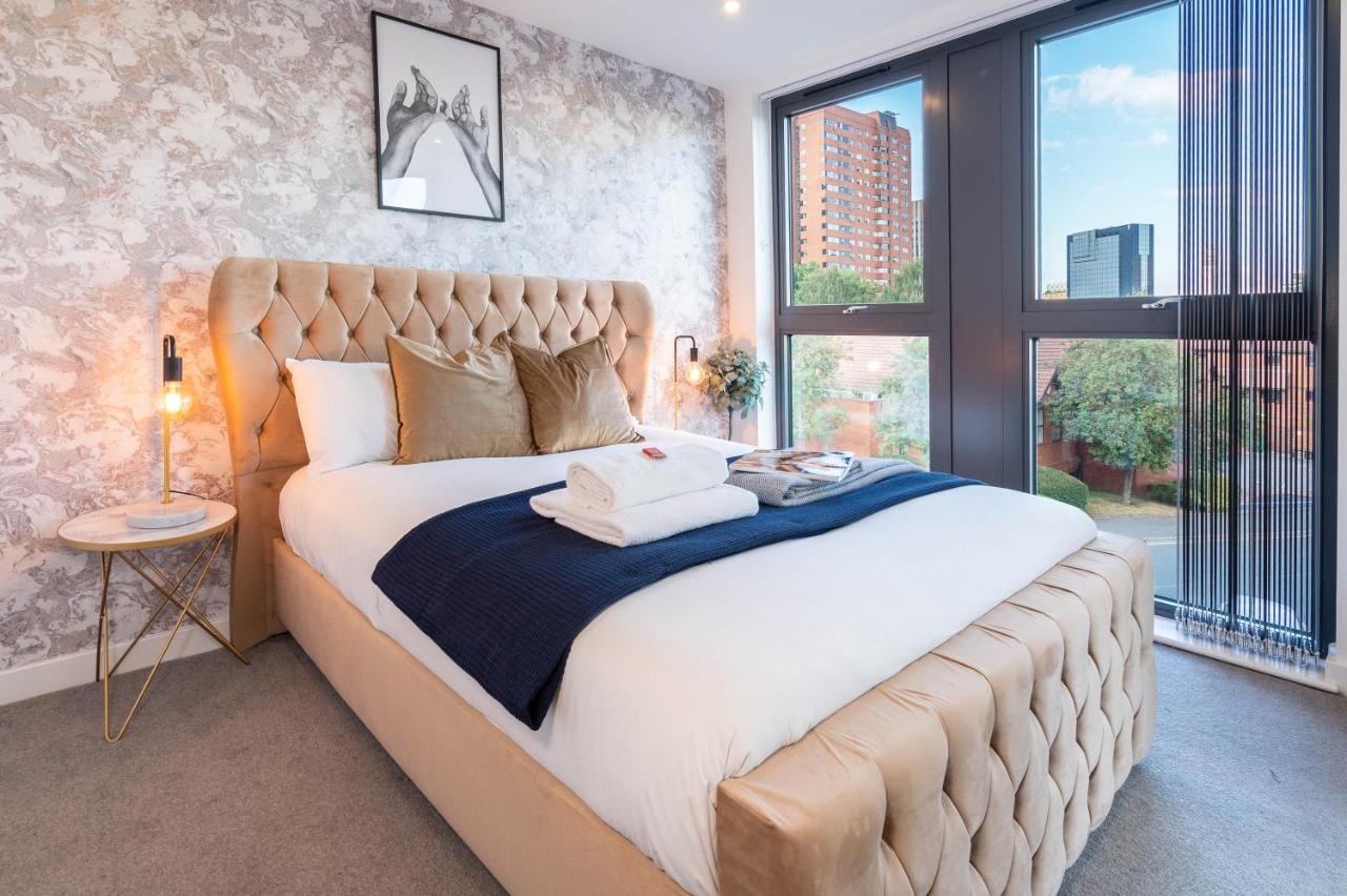 Caliber Stays & Homes - The Nemesis Suite- Two Bedroom Serviced - Centre * Birmingham