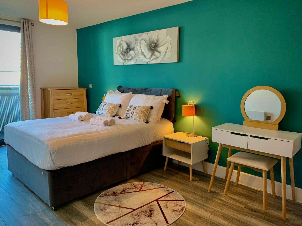 Chinatown Insta-style Apartment *
