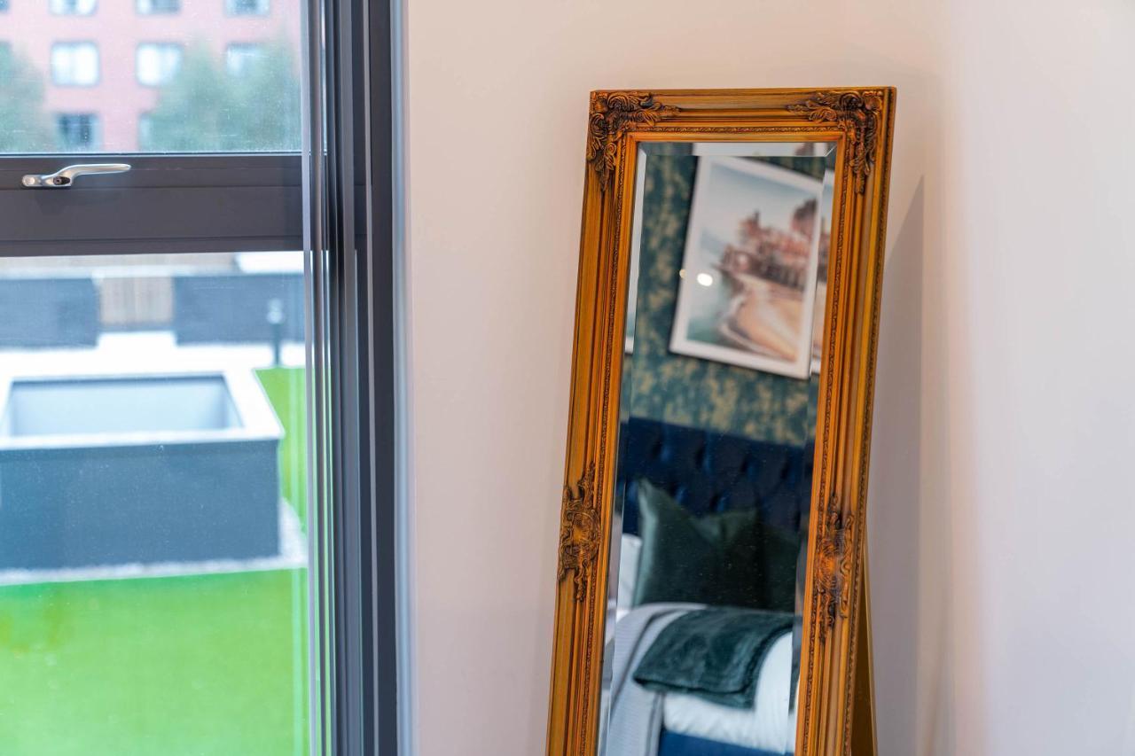 Caliber Stays & Homes - The Nemesis Suite- Two Bedroom Serviced - Centre
