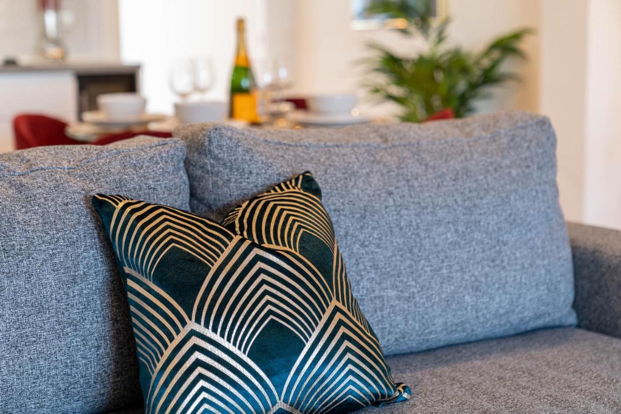 Apartment Caliber Stays & Homes - The Nemesis Suite- Two Bedroom Serviced - Centre Birmingham
