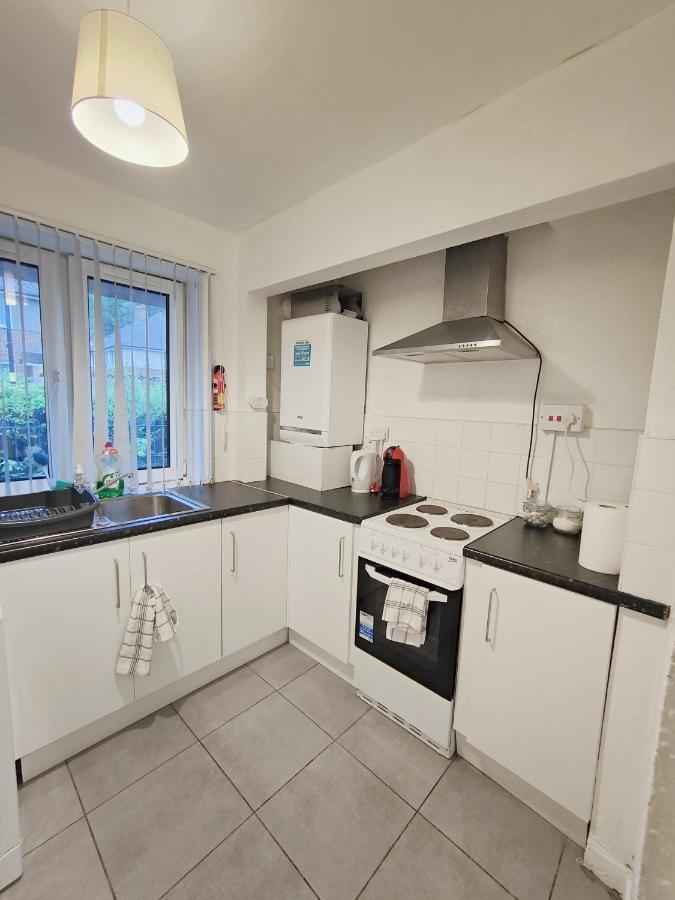 Apartment Rawlins Street Place - Free Parking, Free Wifi, Free Netflix! *