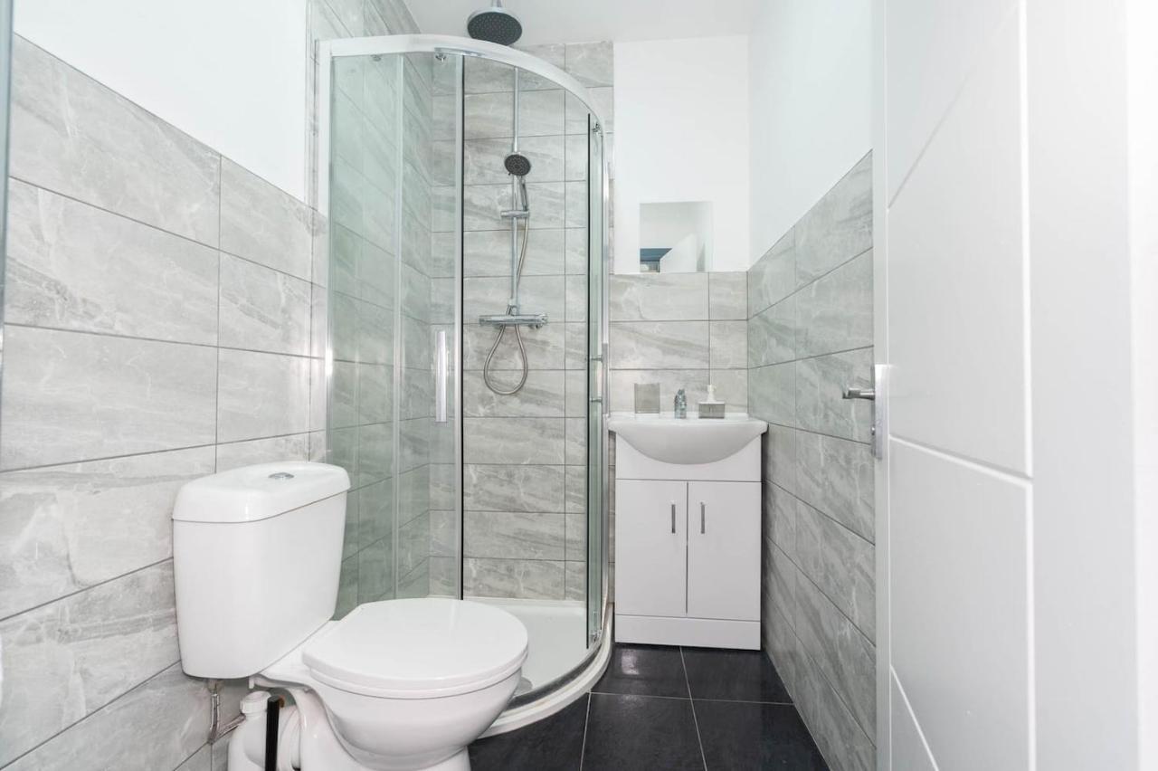 Chic Urban Studio, Heart Of West Midlands *