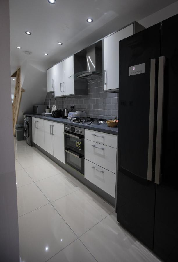 Comfortable In Shirley, - 1 Guest house