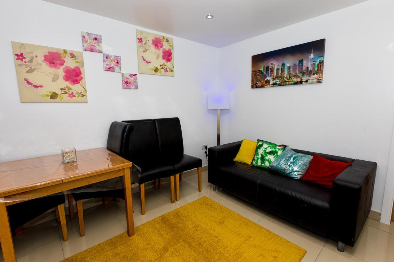 Comfortable In Shirley, - 1 Guest house Solihull