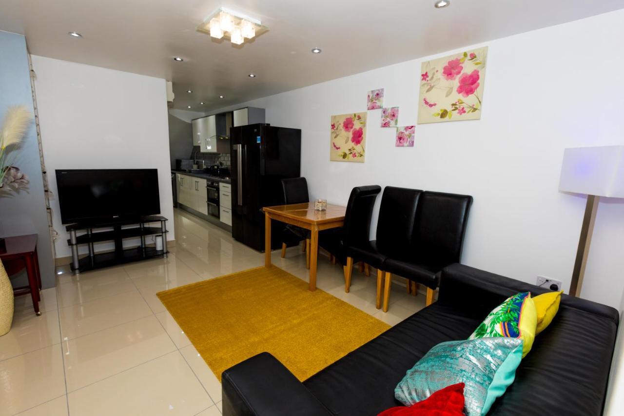 Comfortable In Shirley, - 1 Guest house Solihull