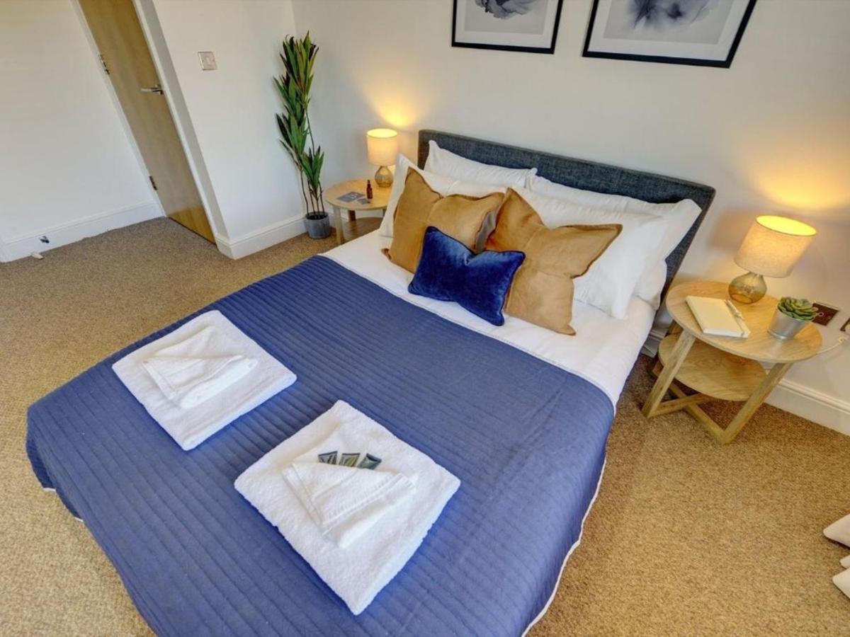The Clement Stylish Two Bedroom Very Close To The Arena Apartment Birmingham
