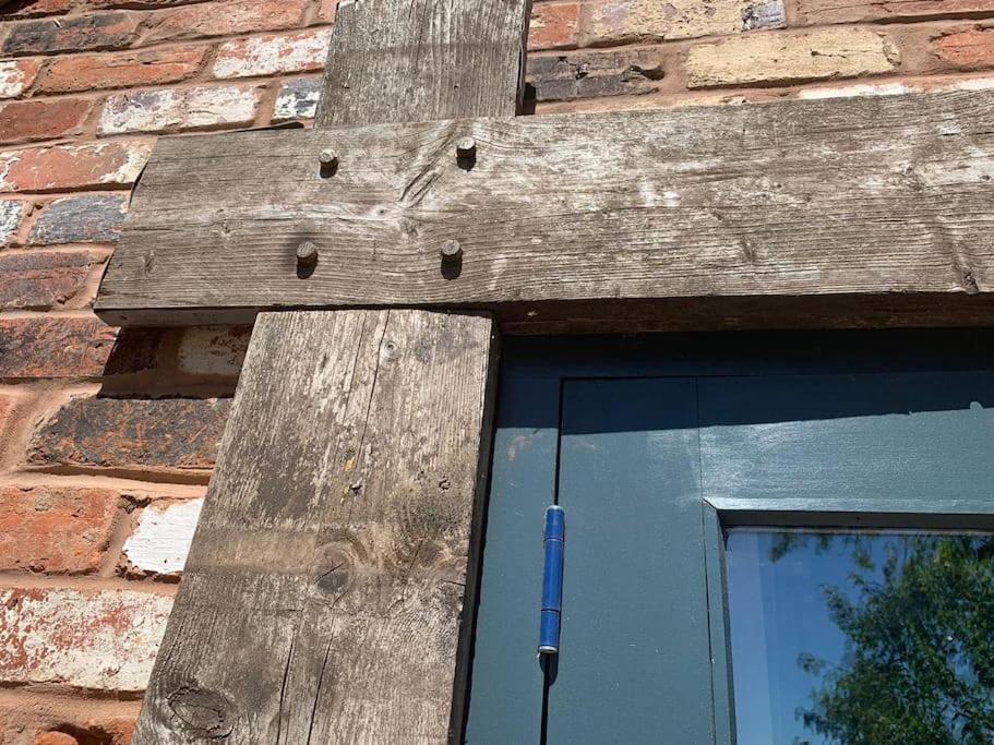 Cosy Quaint Barn Conversion In A Rural Landscape Holiday home *
