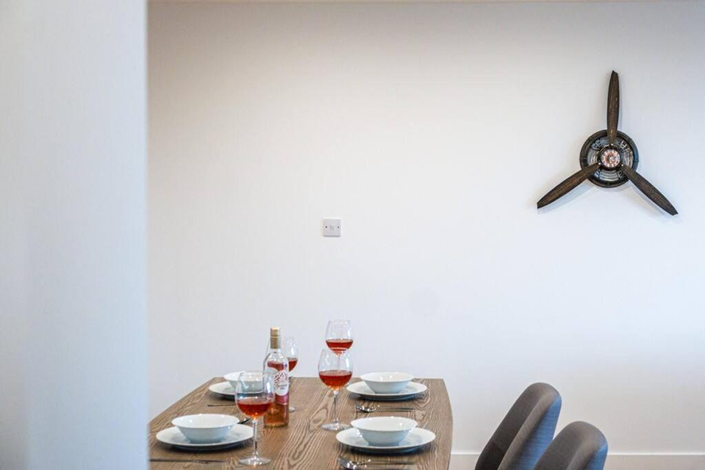 Apartment Aviator Luxury With Free Parking - Centre *