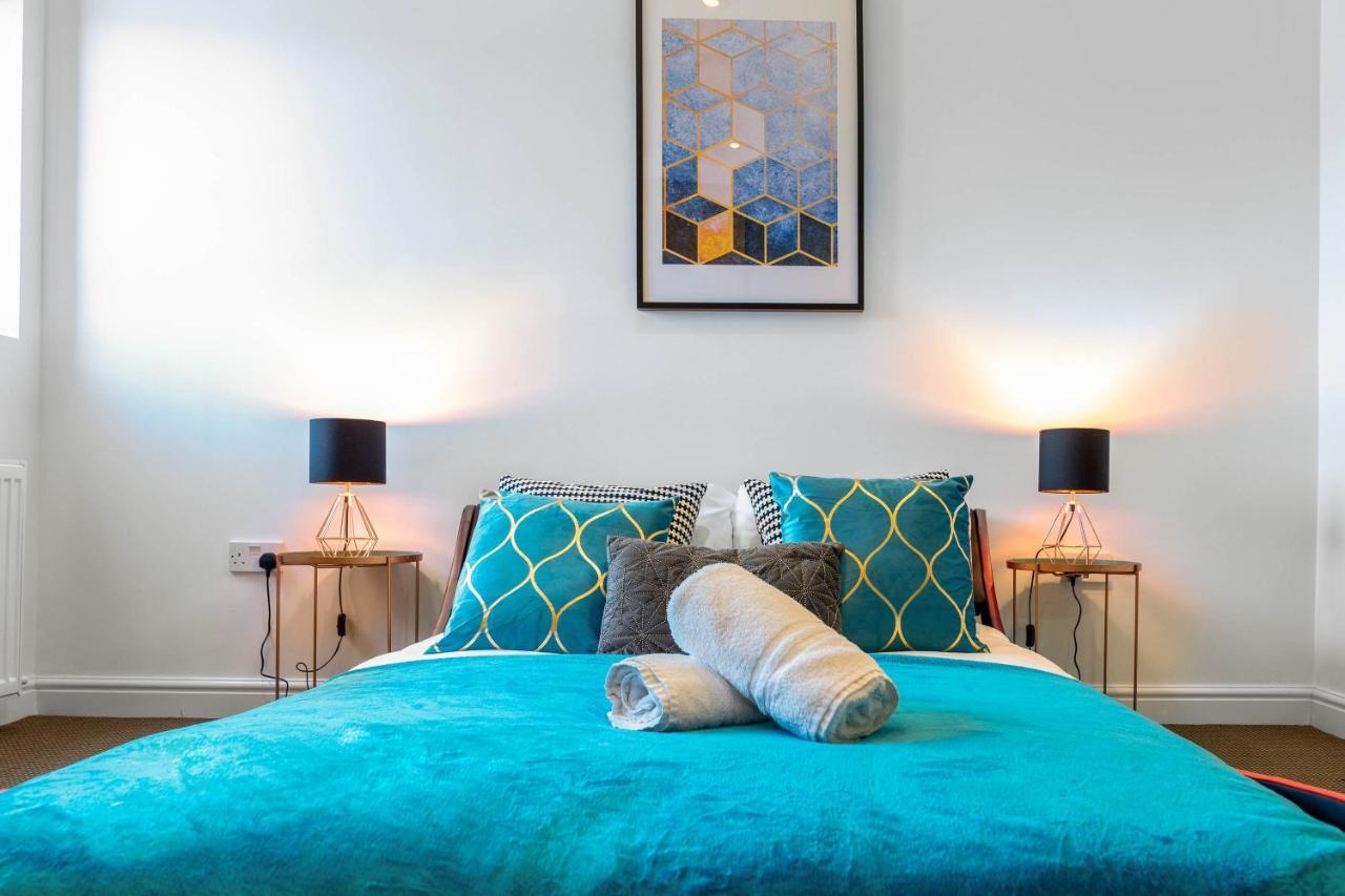 Haus Luxury - Perry Barr - Parking - Smart Tv - Wifi - Rated Apartment