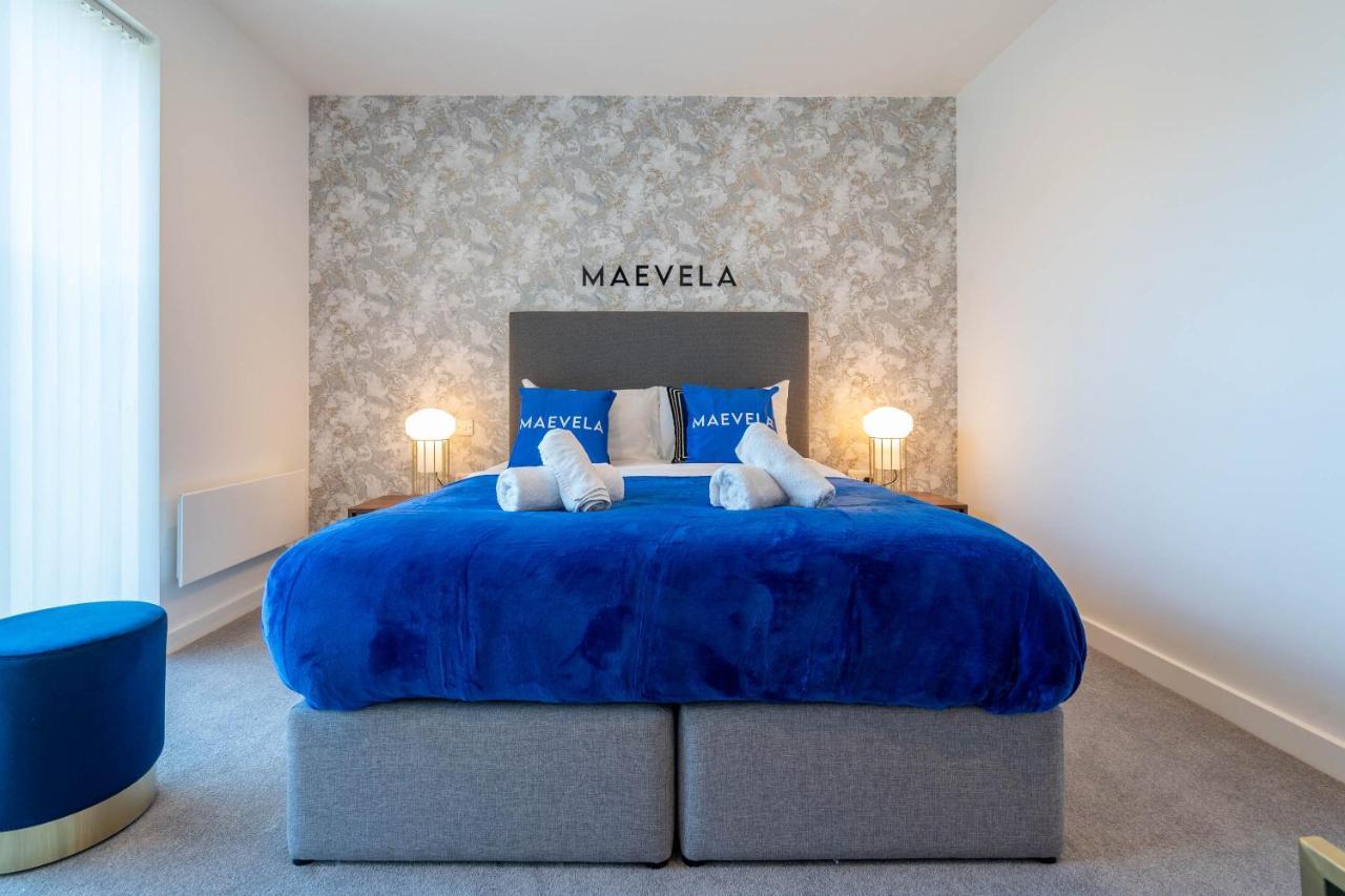 Maevela - Large 1 Bed Luxury Apt - 5 Min Walk From Bullring - Cube - Mailbox - New Street Station - Free Netflix *