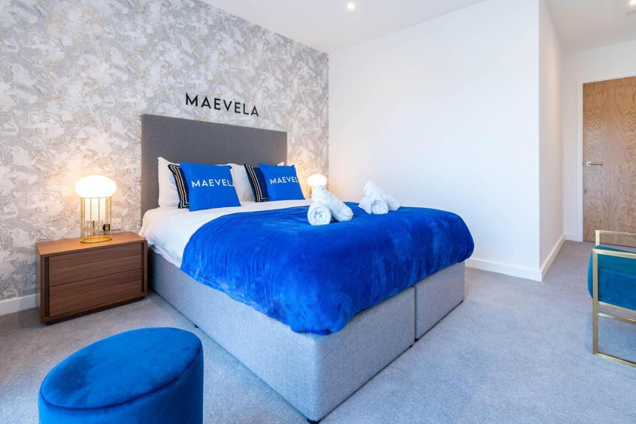 Maevela - Large 1 Bed Luxury Apt - 5 Min Walk From Bullring - Cube - Mailbox - New Street Station - Free Netflix * Birmingham
