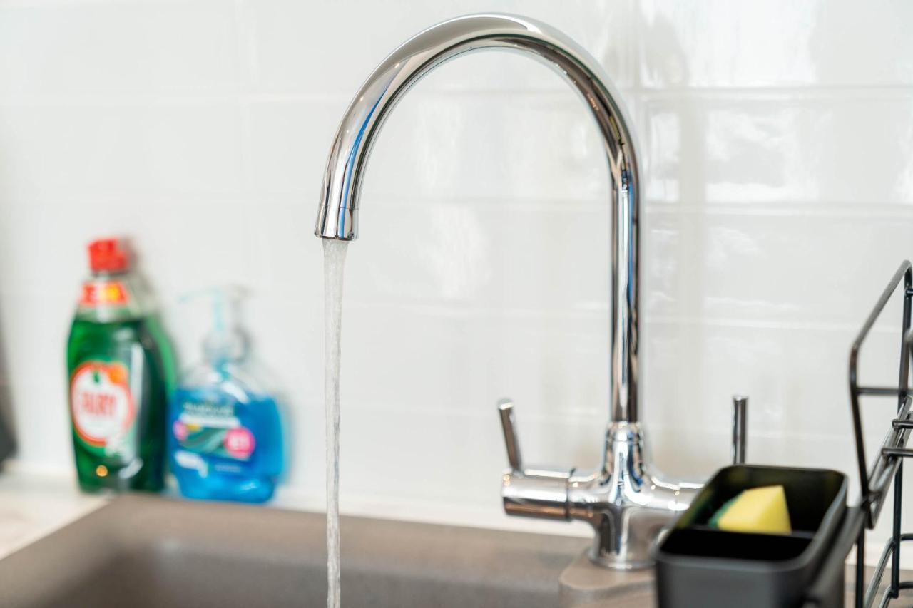 Apartment Maevela - Large 1 Bed Luxury Apt - 5 Min Walk From Bullring - Cube - Mailbox - New Street Station - Free Netflix Birmingham