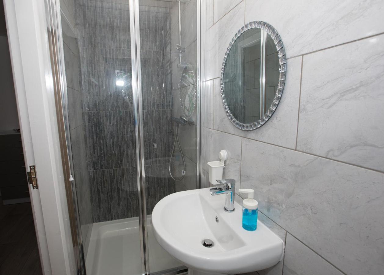Guest house Comfortable In Shirley, - 1 Solihull