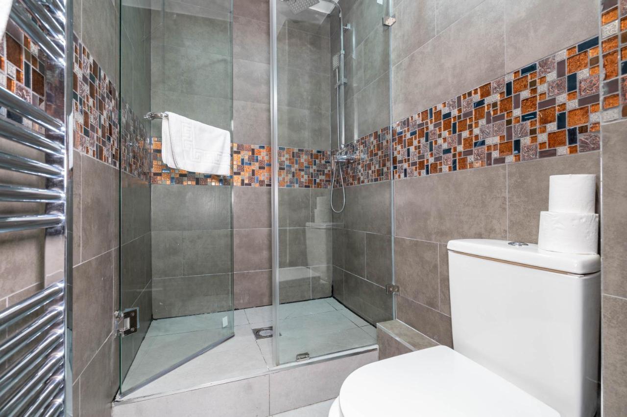 Haus Luxury - Perry Barr - Parking - Smart Tv - Wifi - Rated Apartment