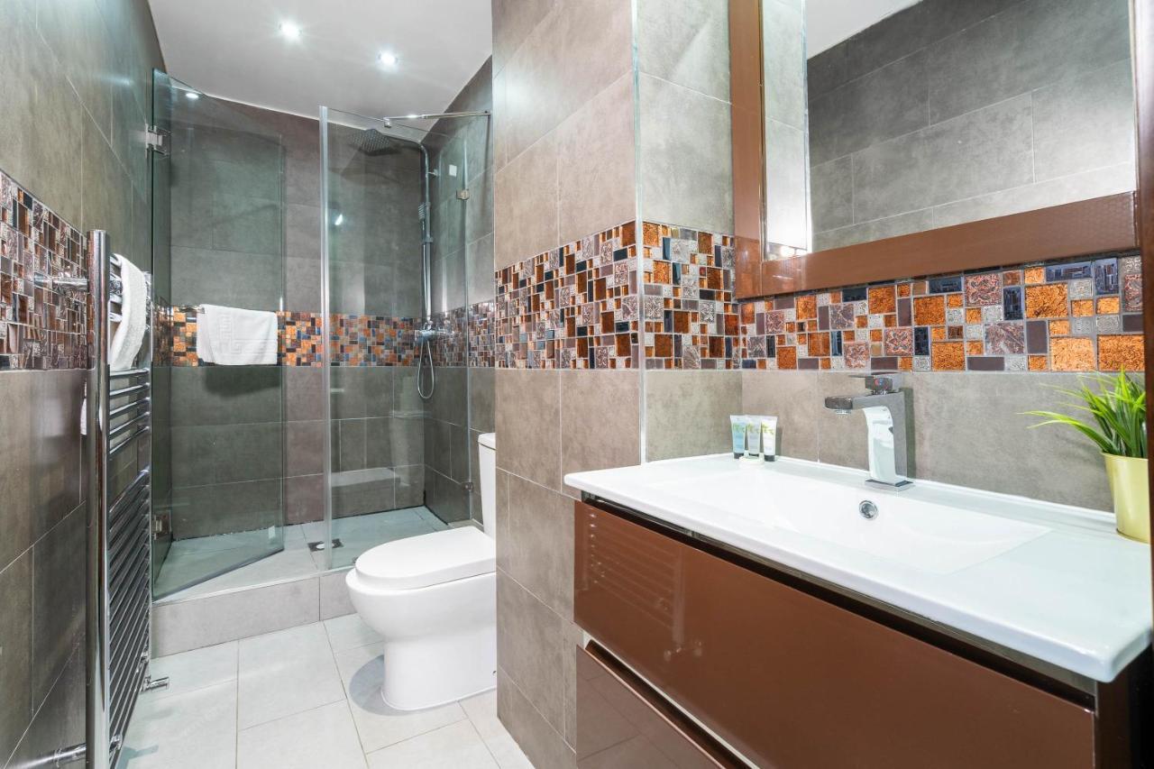 Haus Luxury - Perry Barr - Parking - Smart Tv - Wifi - Rated