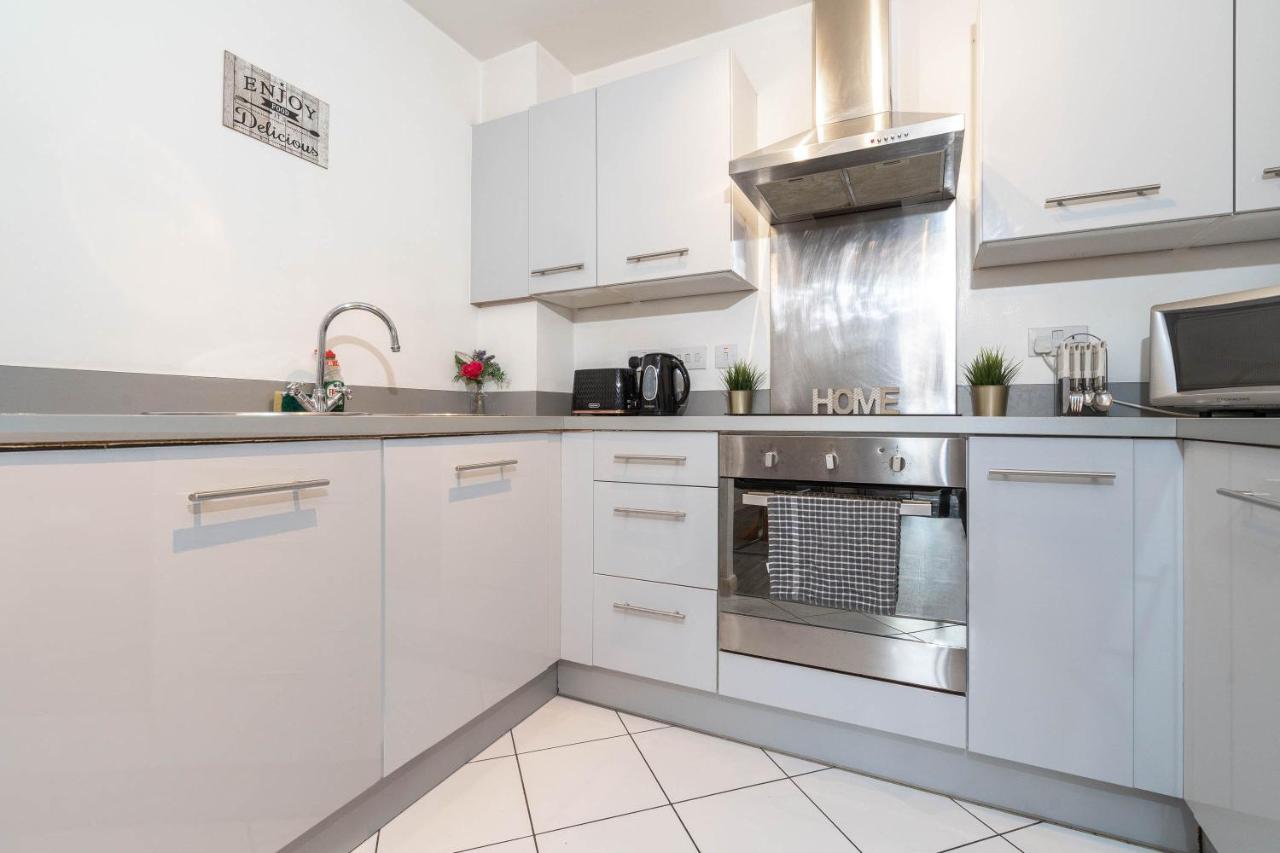 Apartment Centre - Luxury - Terrace - Next To Cube & Mailbox - Wifi - Smart Tv - Intercom