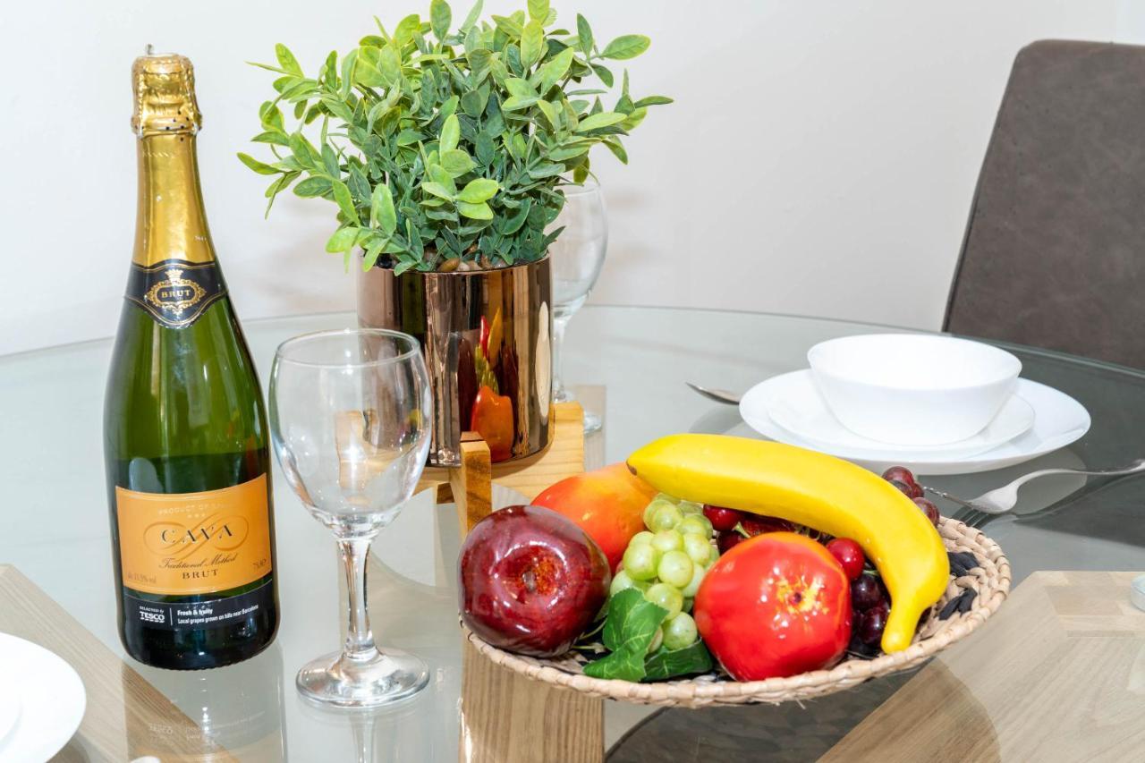 Apartment Centre - Luxury - Terrace - Next To Cube & Mailbox - Wifi - Smart Tv - Intercom