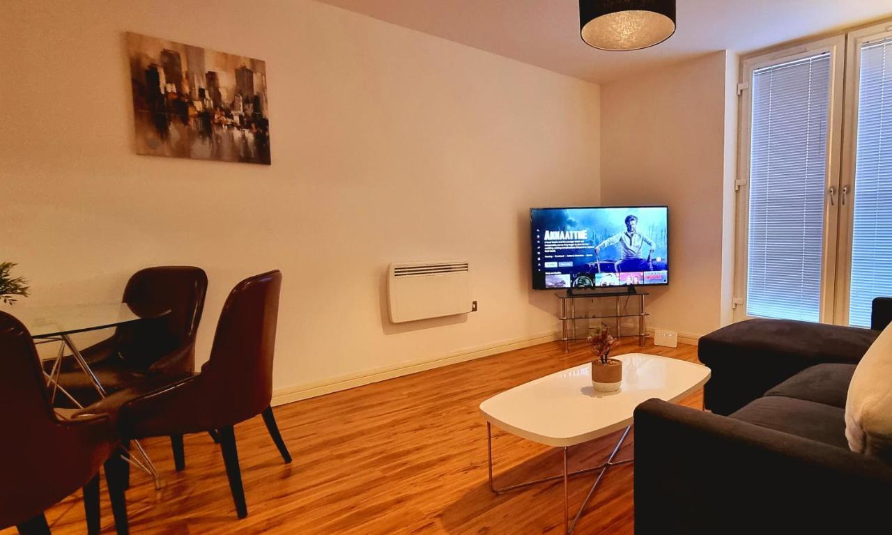 Staybrum Acadian Centre Chinatown Apartment Birmingham