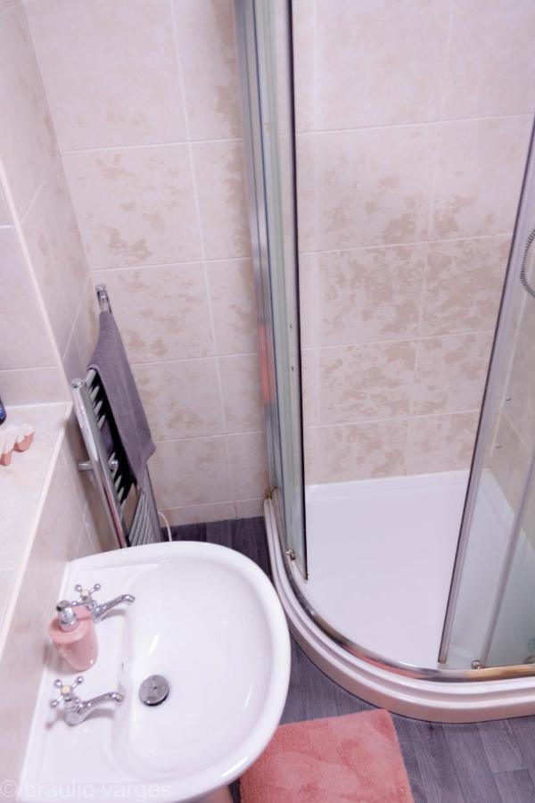 Three Bedroom By One Choice Stays Serviced Accommodation- Jewellery Quarter Birmingham