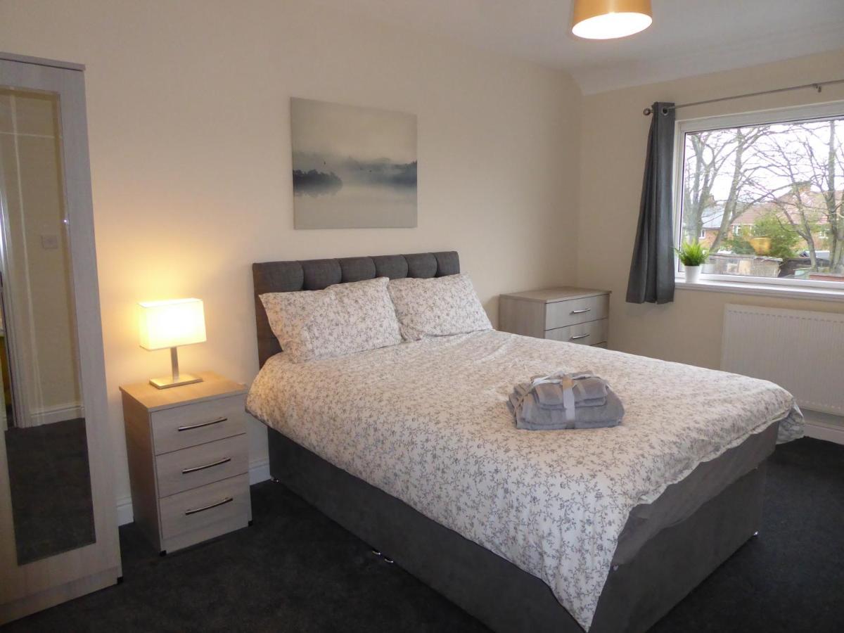 Apartment Modern 6-bed-groups-contractors Onsite Parking Vans-cars