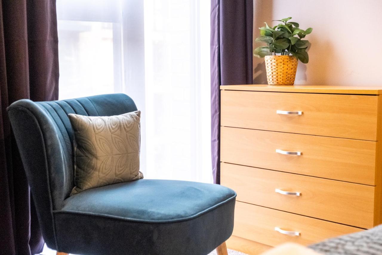 Stylish 2bed Apartment-city Centre - Free Parking. Birmingham