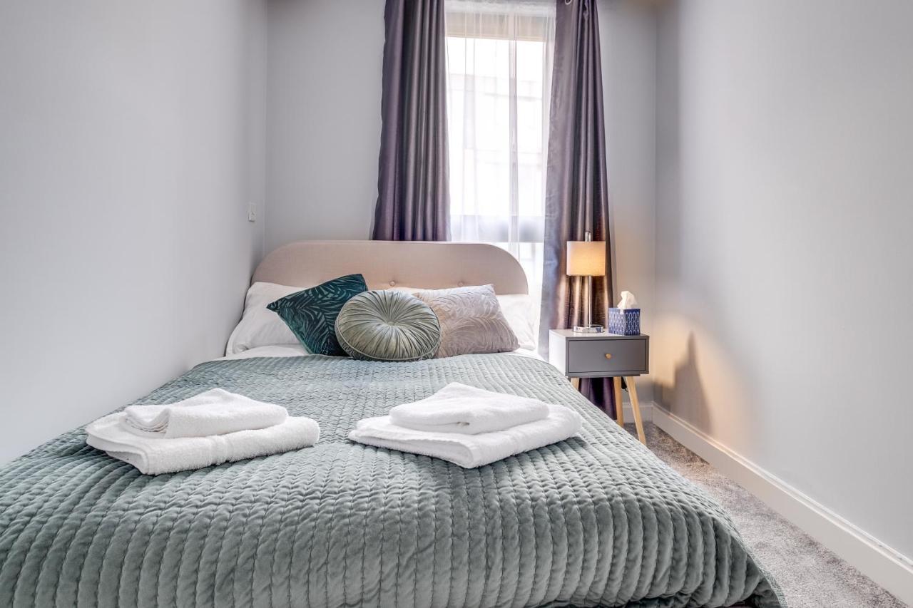 Stylish 2bed Apartment-city Centre - Free Parking. Birmingham