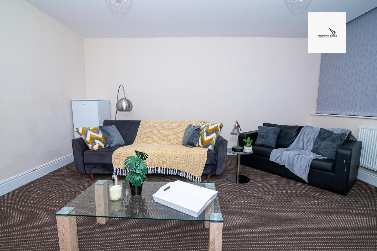 5blythe House Brierley Hill Apartment