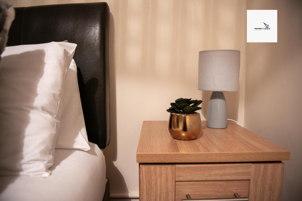 Apartment 5blythe House Brierley Hill *