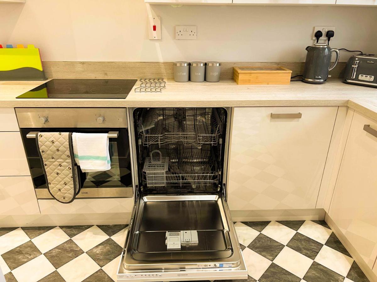 Holiday home Arden House -modern, Stylish 3-bed Near Solihull, Nec, World, Airport,hs2 *