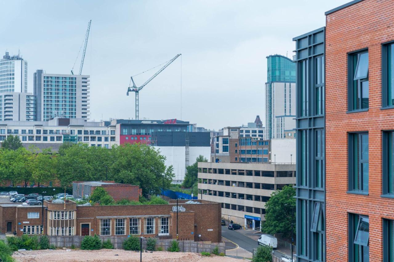 Apartment New Build ☆ Luxury Teal 2 Bed, 2 Bath Apartment - 5 Min Walk From Bullring/Cube/Mailbox/New Street Station *