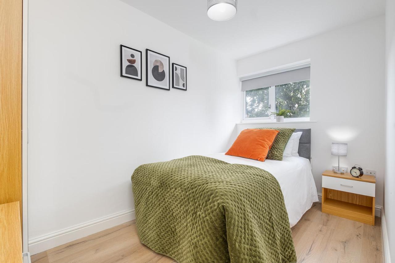 Night Stay - Alpha House (Adults Only) Holiday home *