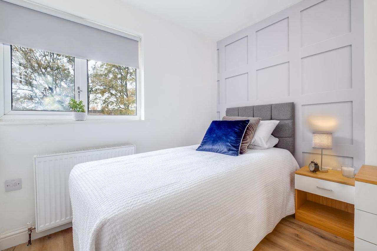 Night Stay - Alpha House (Adults Only) Holiday home *