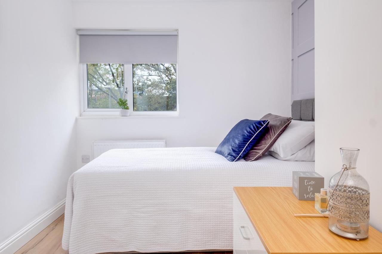 Holiday home Night Stay - Alpha House (Adults Only) Birmingham