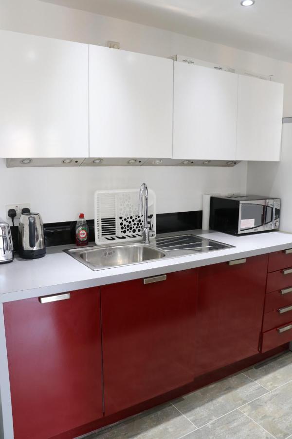 Comfortable One Bed Near Arcadian Parking Wifi