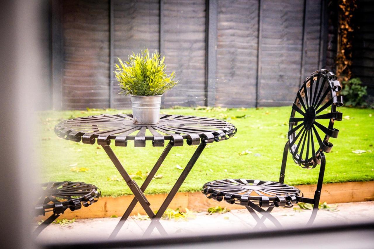 Night Stay - Alpha House (Adults Only) Holiday home Birmingham