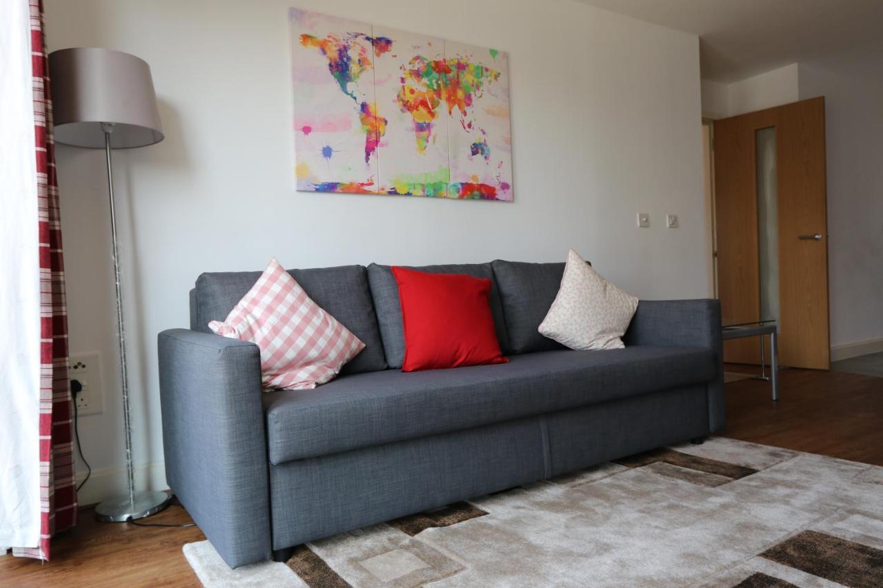 Comfortable One Bed Near Arcadian Parking Wifi Apartment Birmingham